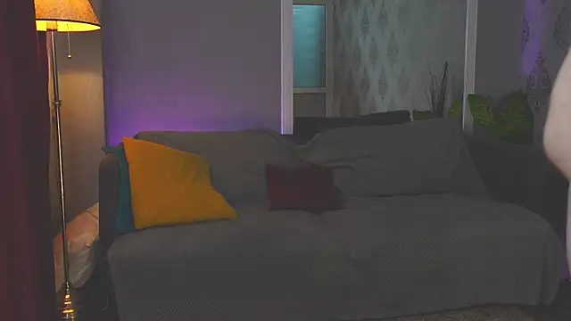 PeachyPixiee online show from 05.24.26
