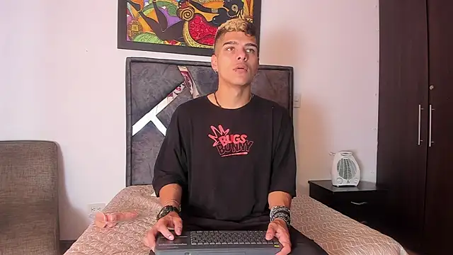 wyatt 3 online show from 10.13.25