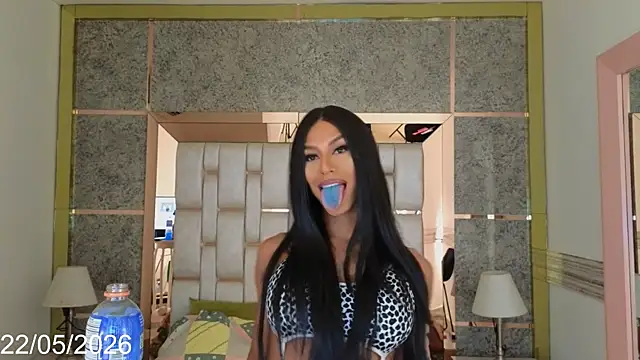 Snapshot of beauty_nina chatting on 05.22.26 beauty nina online show from 05.22.26