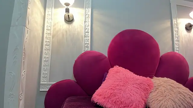 Saammy 17 online show from 10.23.25