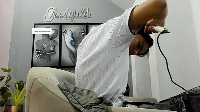 Snapshot of camillo_virgil chatting on 10.20.25 camillo virgil online show from 10.20.25