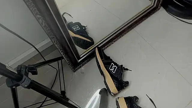 Snapshot of camillo_virgil chatting on 10.24.25 camillo virgil online show from 10.24.25