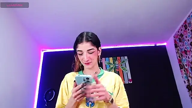 ingrid zese  online show from 10.09.25