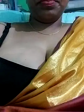 Snapshot of Dimplegirl chatting on 09.26.25 Dimplegirl online show from 09.26.25