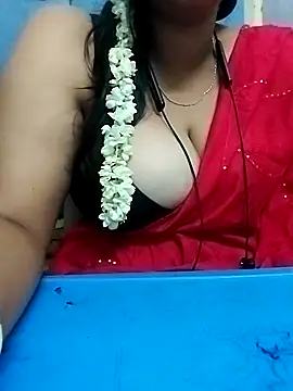 Snapshot of Dimplegirl chatting on 10.02.25 Dimplegirl online show from 10.02.25