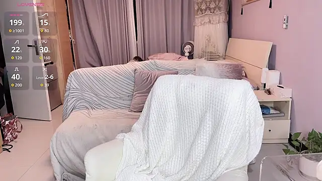 Y2Luvk online show from 10.15.25