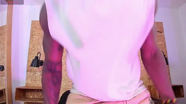 Snapshot of santiblack7 chatting on 09.24.25 santiblack7 online show from 09.24.25