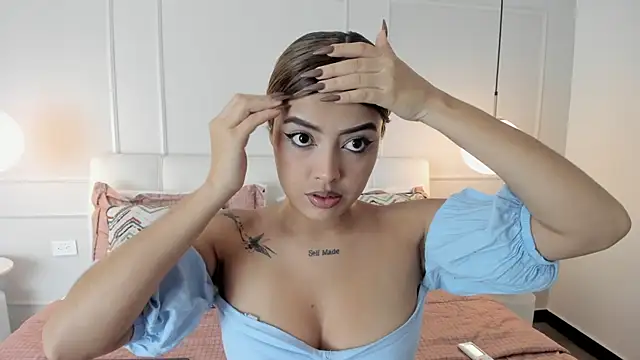 ArianaSilva  online show from 11.03.25