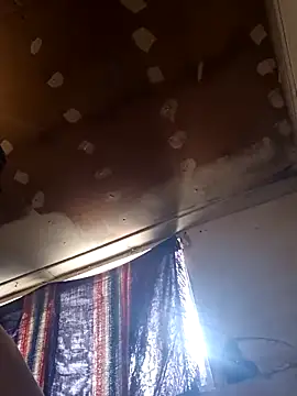 Snapshot of lucho2328 chatting on 10.04.25 lucho2328 online show from 10.04.25