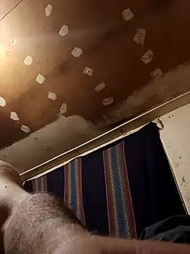 Snapshot of lucho2328 chatting on 10.20.25 lucho2328 online show from 10.20.25