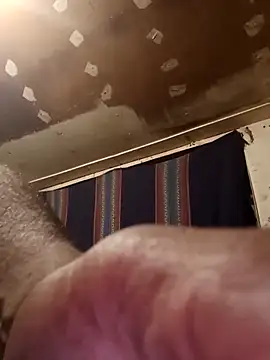 Snapshot of lucho2328 chatting on 11.15.25 lucho2328 online show from 11.15.25