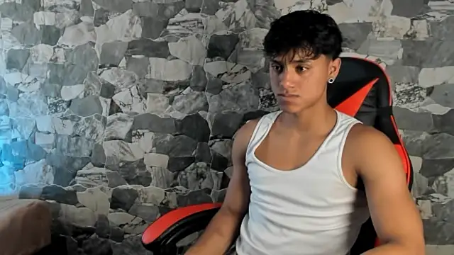 Snapshot of ZYZZ1312 chatting on 04.25.26 ZYZZ1312 online show from 04.25.26