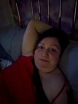 Snapshot of Naughtiness-but-Nice chatting on 10.02.25 Naughtiness-but-Nice online show from 10.02.25