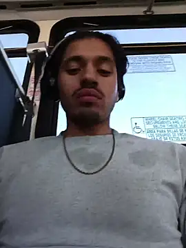 Snapshot of mrredcorn chatting on 11.07.25 mrredcorn online show from 11.07.25