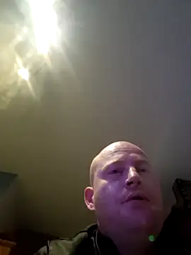 Snapshot of svenni2525 chatting on 10.22.25 svenni2525 online show from 10.22.25