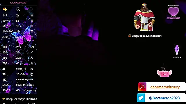 Snapshot of Cameron_baby chatting on 10.17.25 Cameron baby online show from 10.17.25