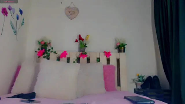 Eemily - online show from 11.02.25