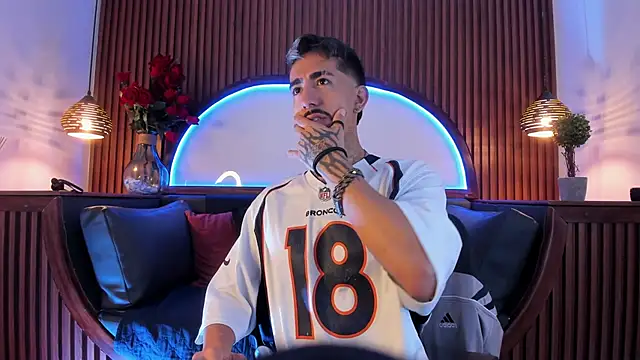 Donovan Desmond online show from 01.16.26