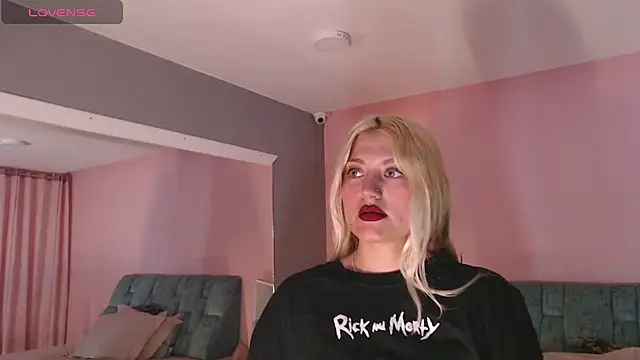 Camila Russoo online show from 02.19.26