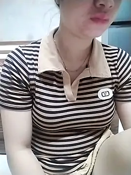 Mie rose online show from 09.30.25