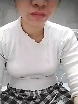 Mie rose online show from 12.21.25