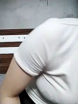 Mie rose online show from 02.22.26