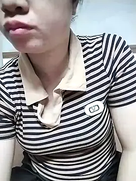 Snapshot of Mie_rose chatting on 04.23.26 Mie rose online show from 04.23.26
