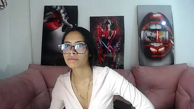 Miahotcs1 online show from 05.26.26