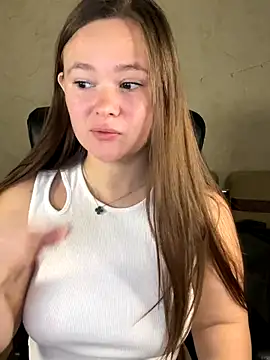 Snapshot of CaramelleSugar_ chatting on 11.01.25 CaramelleSugar online show from 11.01.25