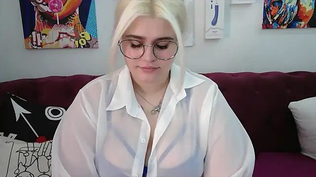 Amber Monro online show from 09.25.25