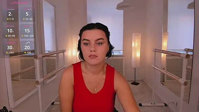 Snapshot of moodberry chatting on 10.08.25 moodberry online show from 10.08.25