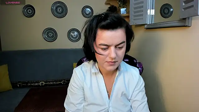 Snapshot of moodberry chatting on 10.16.25 moodberry online show from 10.16.25