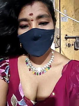 Snapshot of srav43 chatting on 10.11.25 srav43 online show from 10.11.25