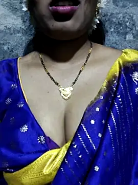 Snapshot of srav43 chatting on 02.04.26 srav43 online show from 02.04.26