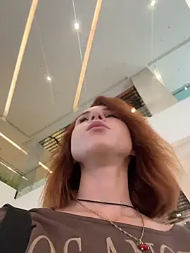 Snapshot of RosieSecret chatting on 09.29.25 RosieSecret online show from 09.29.25