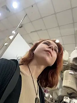 Snapshot of RosieSecret chatting on 10.13.25 RosieSecret online show from 10.13.25