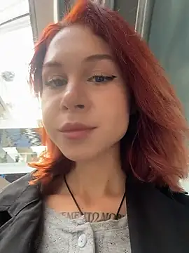 Snapshot of RosieSecret chatting on 10.19.25 RosieSecret online show from 10.19.25