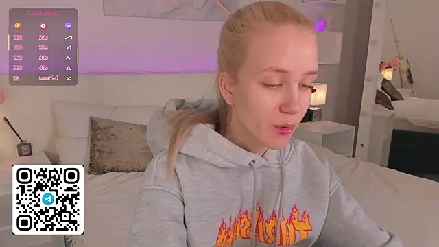 Anellyball online show from 04.05.26