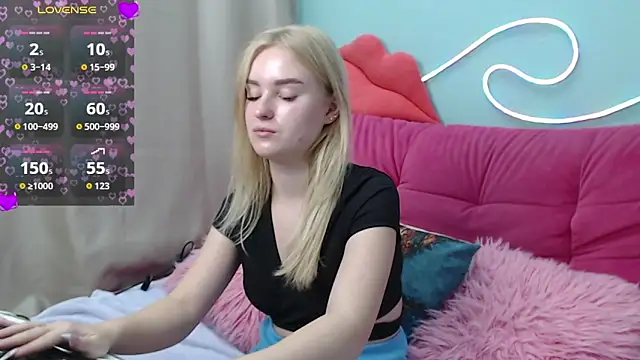 SofySofty online show from 11.23.25