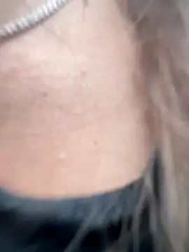 Snapshot of Sara-cooper2 chatting on 09.23.25 Sara-cooper2 online show from 09.23.25