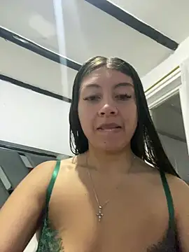 Sara-cooper2 online show from 03.05.26