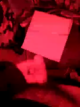 Snapshot of gucky25 chatting on 10.21.25 gucky25 online show from 10.21.25