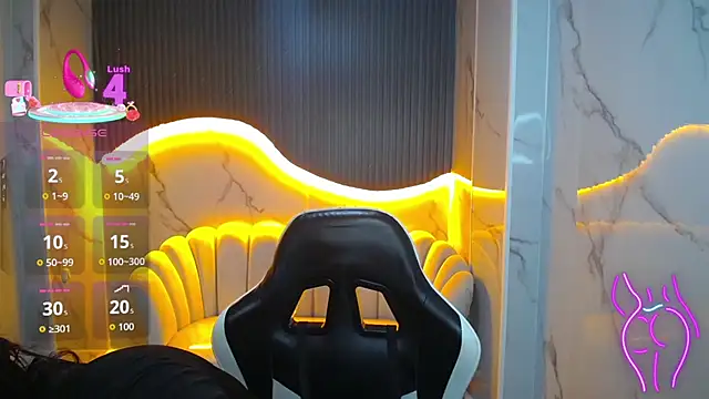 Eilyn love b online show from 10.15.25