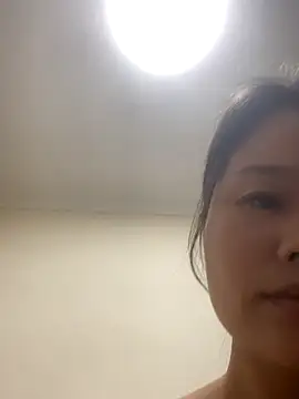 Snapshot of Mier-cn chatting on 11.02.25 Mier-cn online show from 11.02.25