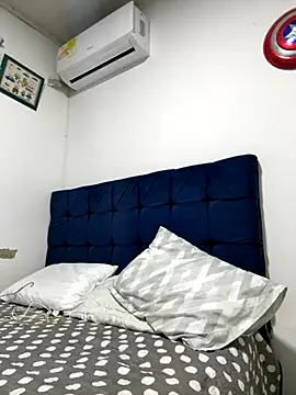 blackbullger  online show from 10.26.25