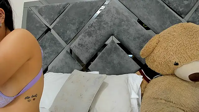 Snapshot of Sweet_Salome1 chatting on 11.01.25 Sweet Salome1 online show from 11.01.25