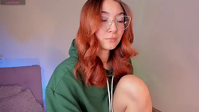 Isis-Blaze online show from 09.17.25