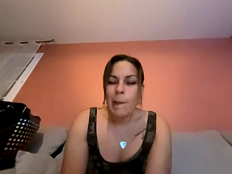 minettedusud online show from 11.30.25