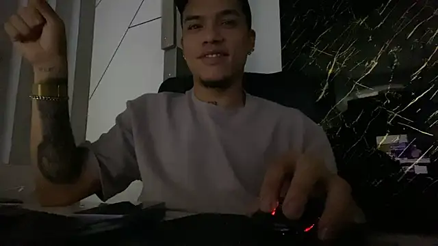 AlphaMasterXxx online show from 09.17.25