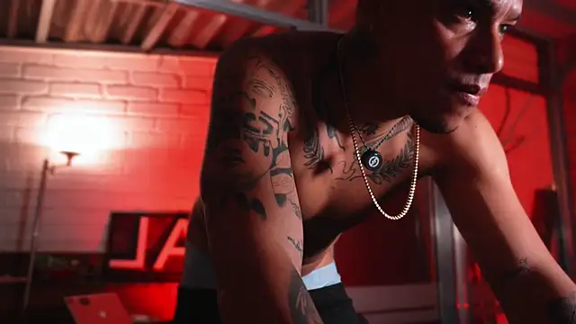 AlphaMasterXxx online show from 04.12.26